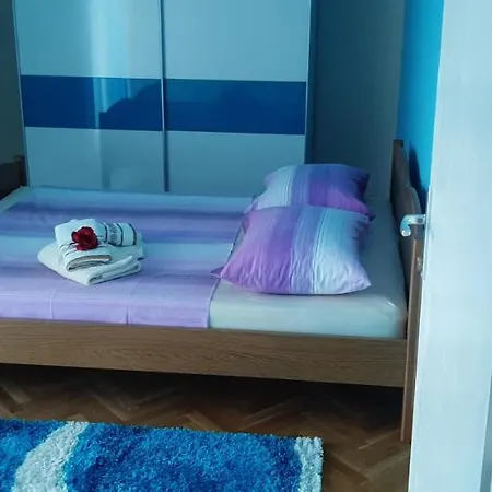 Vana Apartment
